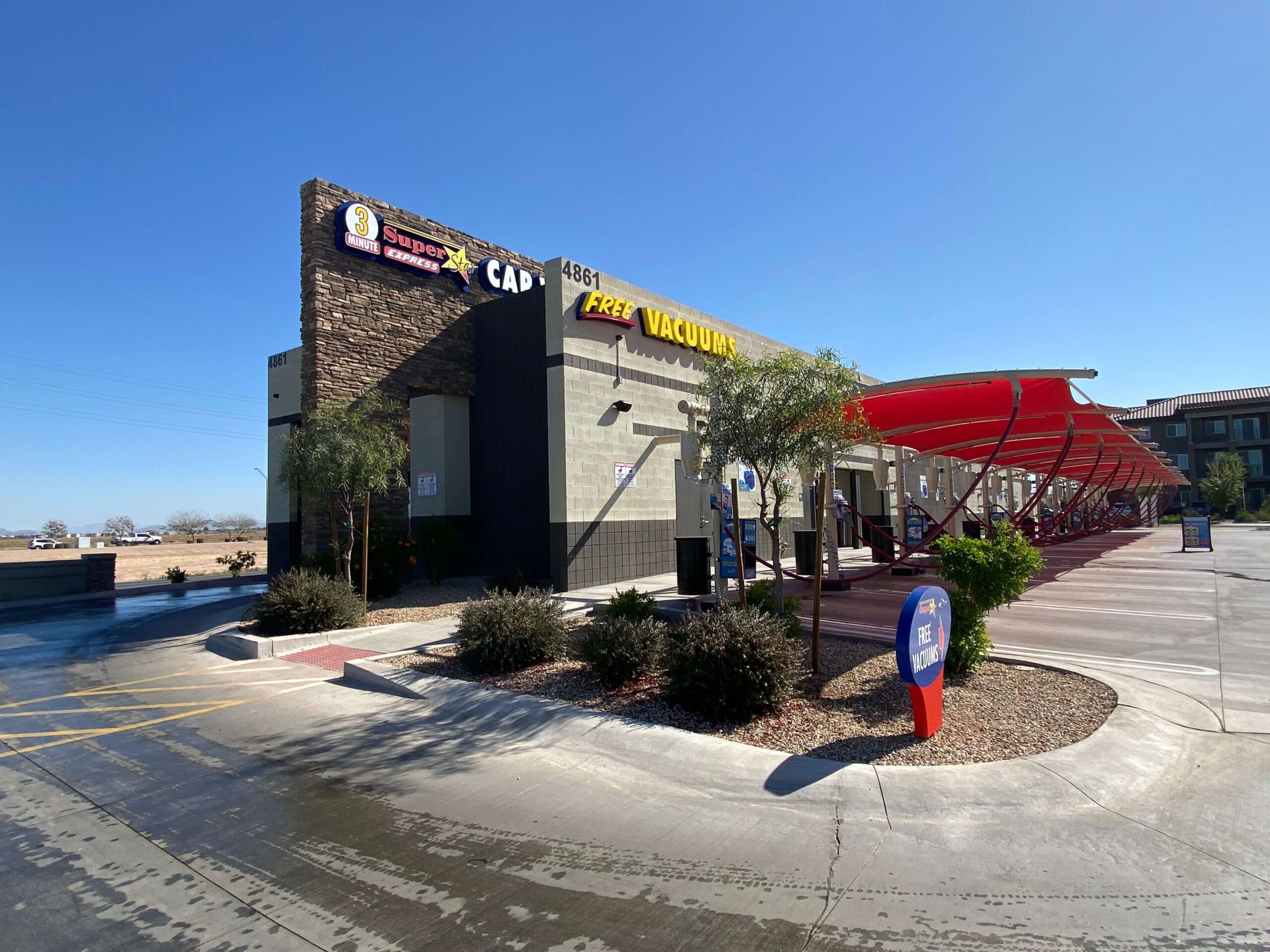 Super Star Car Wash w IZZY – ALT AZ 93.3